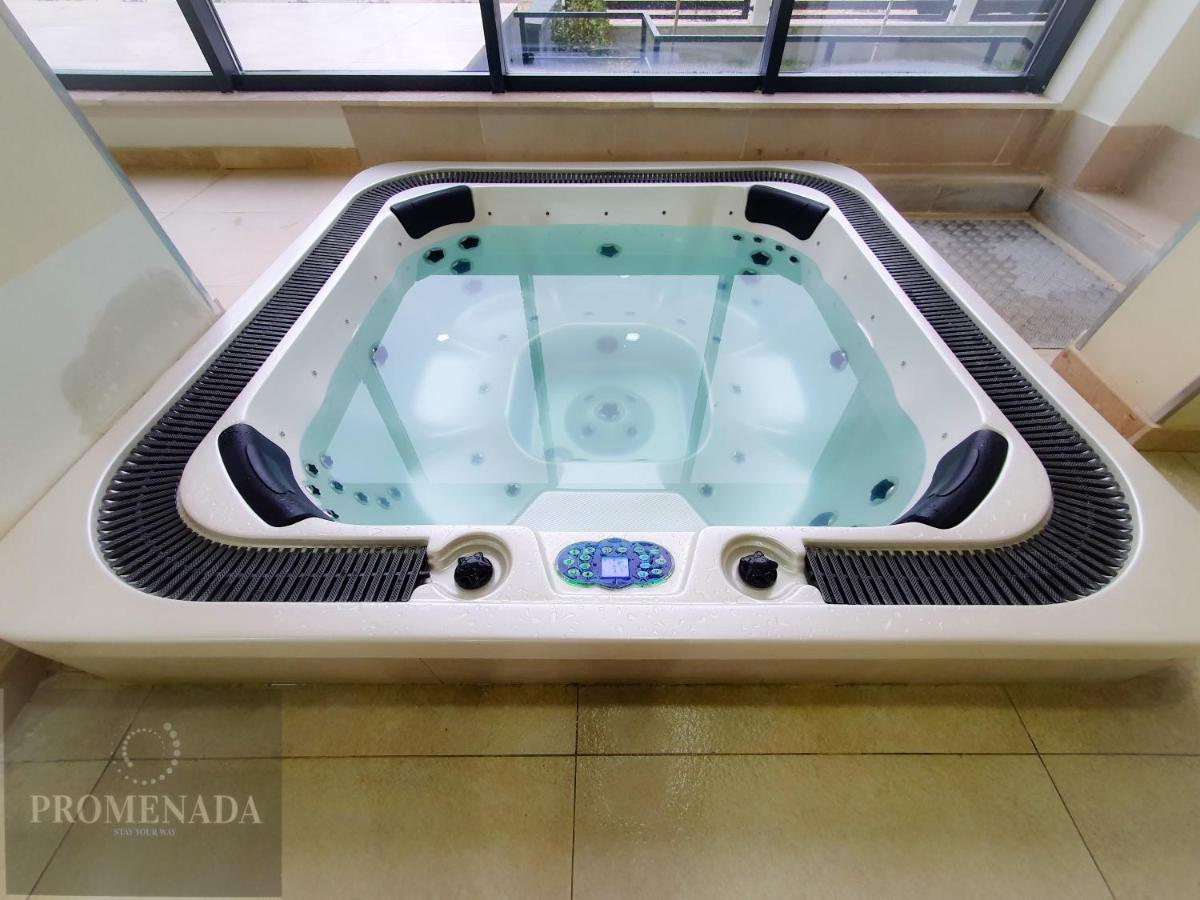 Nasty 24 Aparthotel Pool & Spa Mamaia Nord Năvodari 외부 사진